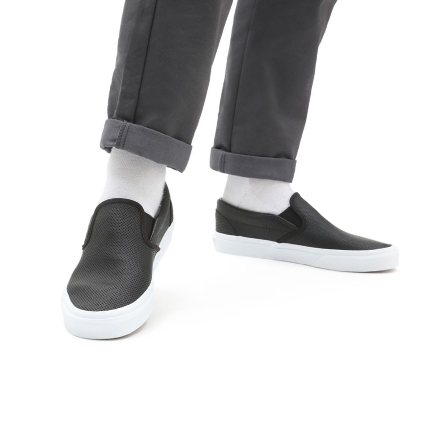 Vans Perf Cuero Classic Slip-On Negras | VN433P4OW60