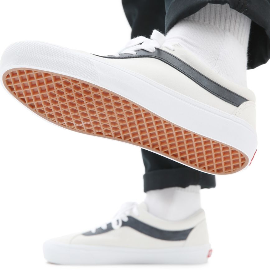Vans Suede Bold Ni Blancas | VN090P8KU69